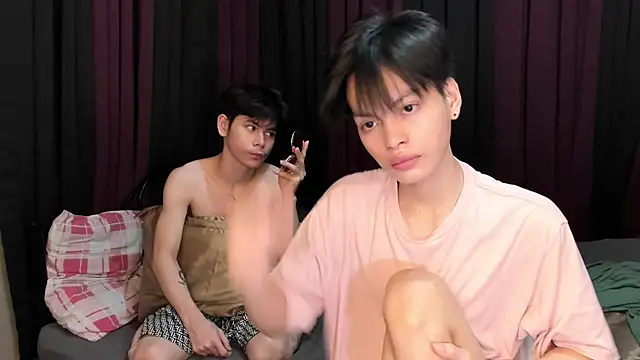 hotfreshdior online show from April 6, 6:53 pm