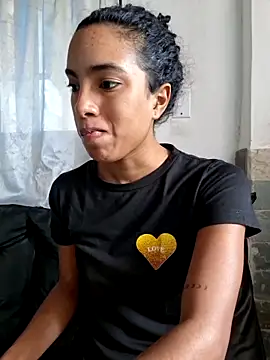 Snapshot of Cataleya_ja chatting on November 17, 2:34 pm Cataleya ja online show from November 17, 2:34 pm