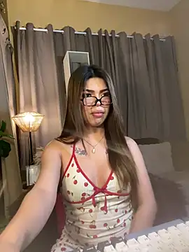 Nyxie luxx online show from April 29, 5:30 pm