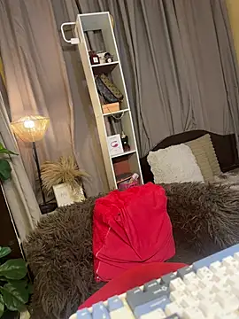 Snapshot of Nyxie_luxx chatting on July 3, 10:54 am Nyxie luxx online show from July 3, 10:54 am