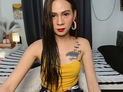 Snapshot of AmayaWang chatting on November 7, 8:03 am AmayaWang online show from November 7, 8:03 am