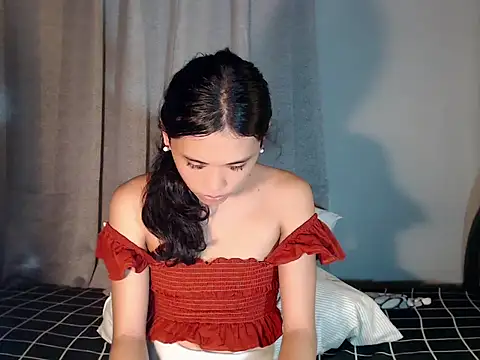 Snapshot of urcurlydiva chatting on January 7, 5:21 am urcurlydiva online show from January 7, 5:21 am