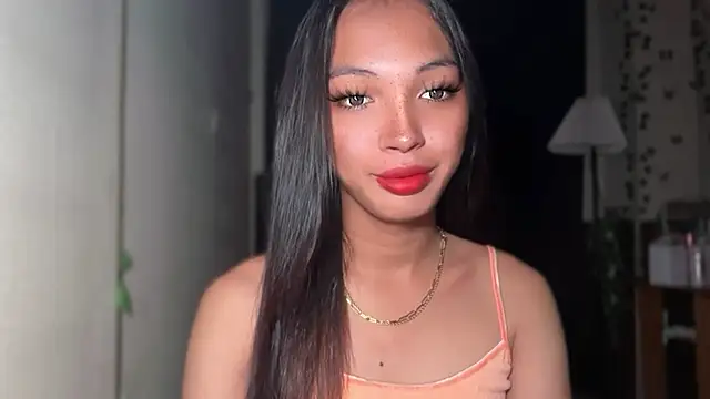 Snapshot of Simi_Ipit chatting on November 24, 10:26 am Simi Ipit online show from November 24, 10:26 am