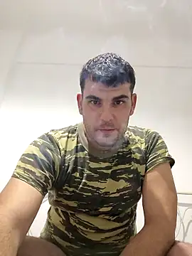 Snapshot of m702d-gr chatting on December 17, 2:45 pm m702d-gr online show from December 17, 2:45 pm