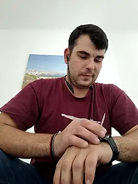 Snapshot of m702d-gr chatting on January 8, 9:44 am m702d-gr online show from January 8, 9:44 am