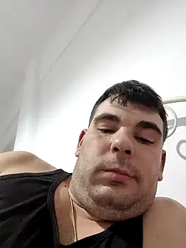 Snapshot of m702d-gr chatting on February 10, 10:36 pm m702d-gr online show from February 10, 10:36 pm