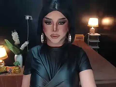 xAuroraRobinsx online show from April 15, 9:49 am