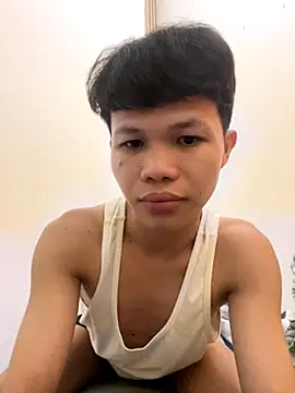 Snapshot of crazyasiantwink chatting on November 13, 6:18 pm crazyasiantwink online show from November 13, 6:18 pm