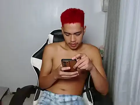 Snapshot of curlyasian_njxx chatting on June 18, 3:16 pm curlyasian njxx online show from June 18, 3:16 pm