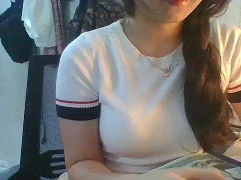 Linzly online show from October 14, 2:45 am