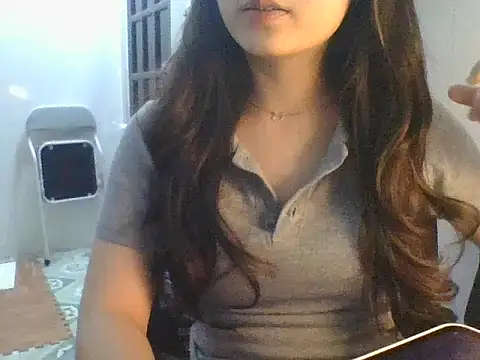 Linzly online show from October 31, 2:56 am