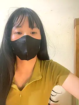 Snapshot of Lucy217 chatting on September 22, 1:24 pm Lucy217 online show from September 22, 1:24 pm