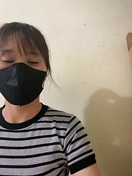 Snapshot of Lucy217 chatting on October 13, 1:22 pm Lucy217 online show from October 13, 1:22 pm