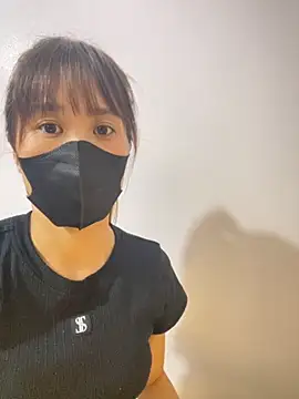 Snapshot of Lucy217 chatting on October 18, 2:51 pm Lucy217 online show from October 18, 2:51 pm