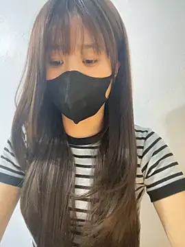 Snapshot of Lucy217 chatting on October 28, 1:25 pm Lucy217 online show from October 28, 1:25 pm