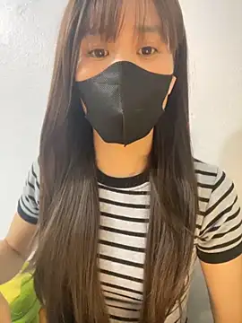 Snapshot of Lucy217 chatting on November 3, 1:12 pm Lucy217 online show from November 3, 1:12 pm