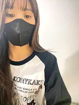 Snapshot of Lucy217 chatting on November 17, 1:06 pm Lucy217 online show from November 17, 1:06 pm