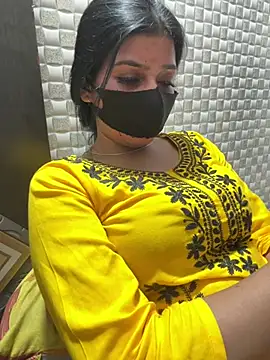 Hot Jaanvi  online show from April 14, 6:03 pm