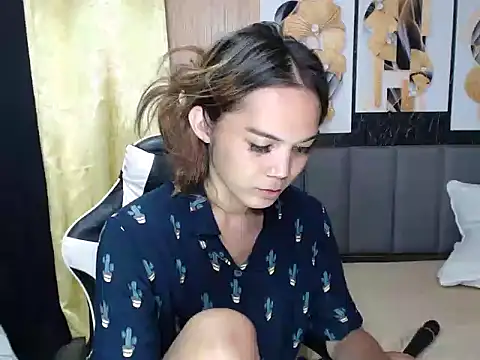 Snapshot of Raffa_ella69 chatting on November 14, 8:57 am Raffa ella69 online show from November 14, 8:57 am