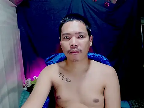 MANIACasianX online show from November 28, 9:06 pm