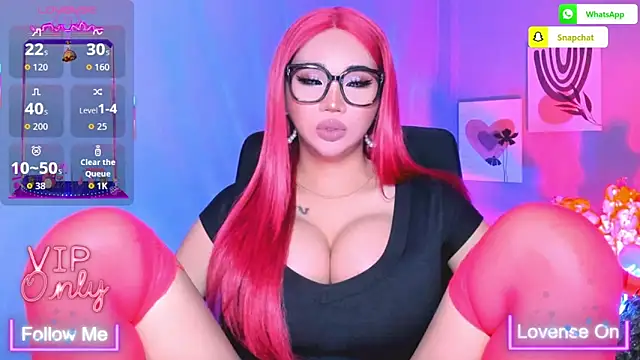 Snapshot of TriciaCumLoader chatting on March 5, 7:48 am TriciaCumLoader online show from March 5, 7:48 am