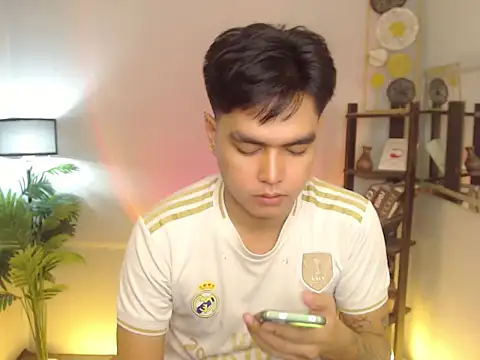 Snapshot of JakeXolsen chatting on October 25, 7:41 pm JakeXolsen online show from October 25, 7:41 pm