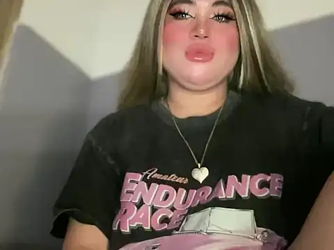 Naughtyrosecum online show from November 6, 5:03 pm