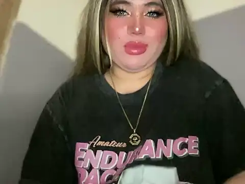 Naughtyrosecum online show from November 18, 4:11 pm