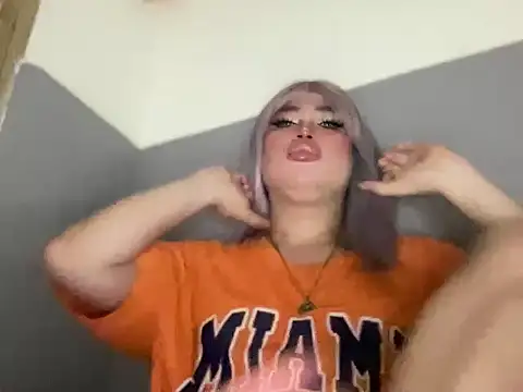 Naughtyrosecum online show from December 2, 3:18 pm