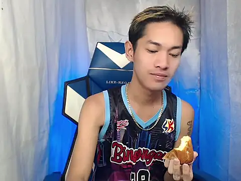 riks tyler online show from February 6, 6:22 pm