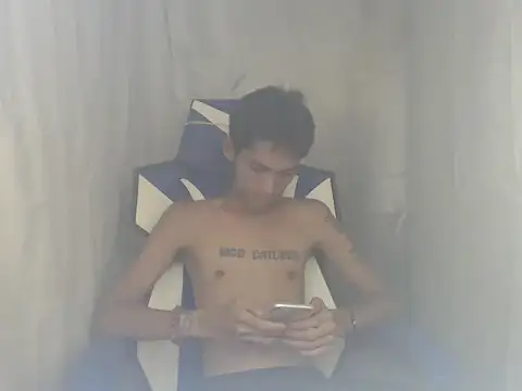 riks tyler online show from May 24, 9:09 pm