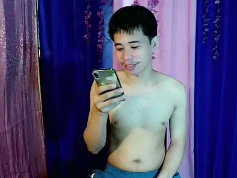 urasianbigcock online show from November 24, 5:18 am