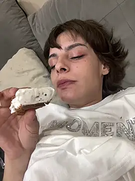 sweetchery999999 online show from September 21, 8:54 pm