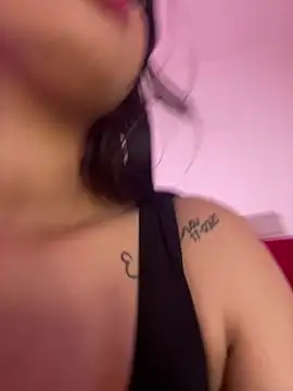 Luna 20x online show from March 30, 6:09 pm