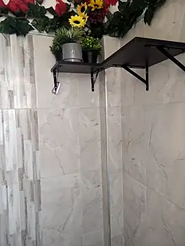 SeleneLuminari8 online show from April 6, 1:56 pm