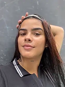 Snapshot of Kaily_Sweet16 chatting on October 13, 3:56 pm Kaily Sweet16 online show from October 13, 3:56 pm