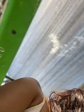 Snapshot of Kaily_Sweet16 chatting on October 14, 5:47 pm Kaily Sweet16 online show from October 14, 5:47 pm