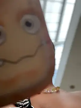 Snapshot of Kaily_Sweet16 chatting on November 8, 7:56 pm Kaily Sweet16 online show from November 8, 7:56 pm