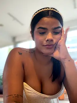 Kaily Sweet16 online show from December 20, 5:31 pm