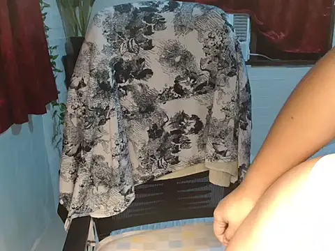 naughtyhothailey online show from July 1, 9:33 am