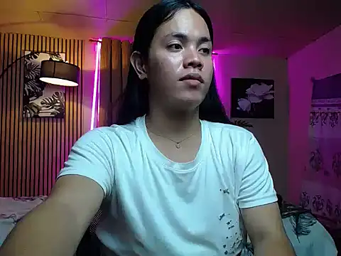 Snapshot of lava_lux chatting on October 21, 3:57 pm lava lux online show from October 21, 3:57 pm