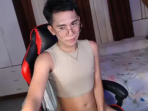 Snapshot of drinkmycumx chatting on October 8, 8:34 am drinkmycumx online show from October 8, 8:34 am