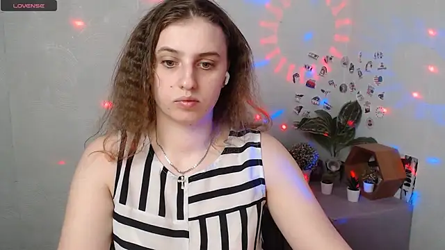 AmandaDimond  online show from March 26, 12:55 pm