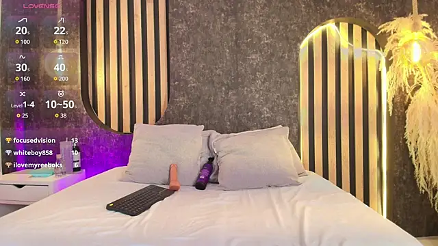 salome-gh online show from October 13, 8:09 pm