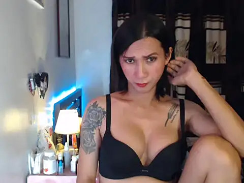 hottielicious slut69 online show from January 16, 12:53 pm