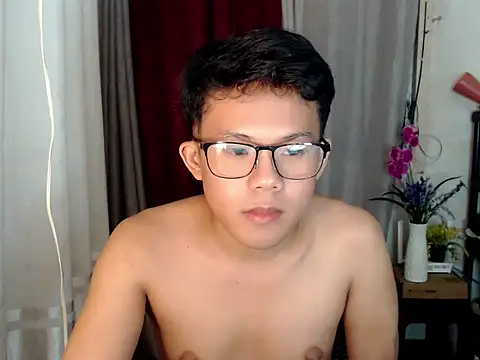 twink asianbunny online show from November 28, 5:04 pm