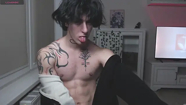 Snapshot of Brendan__Piks chatting on February 19, 4:14 pm Brendan Piks online show from February 19, 4:14 pm