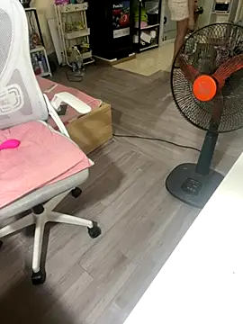 Snapshot of Mina048 chatting on October 14, 4:30 pm Mina048 online show from October 14, 4:30 pm