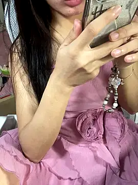 Snapshot of Mina048 chatting on October 22, 4:40 pm Mina048 online show from October 22, 4:40 pm