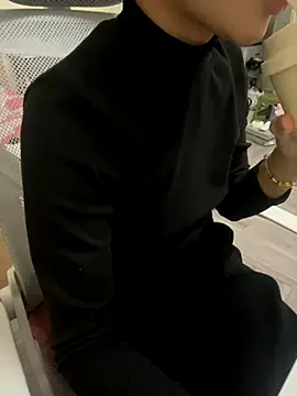 Snapshot of Mina048 chatting on November 5, 12:43 am Mina048 online show from November 5, 12:43 am